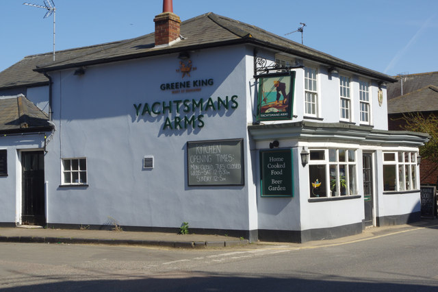 The Yachtsman Pub
