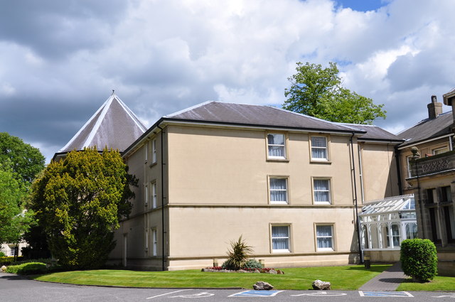 The Newton Park Hotel - Newton Solney Pub
