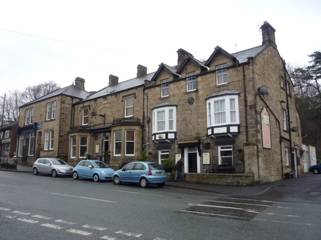 The Crown & Crossed Swords Hotel Pub